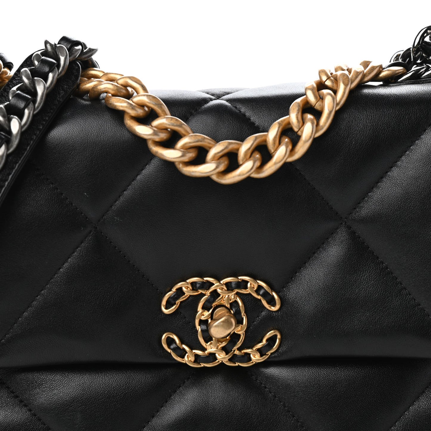 Lambskin Quilted Medium Chanel 19 Flap Black