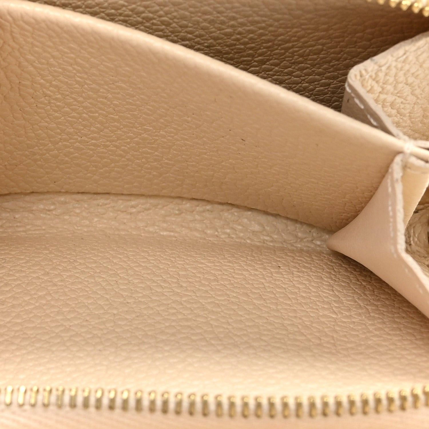 Louis Vuitton Empreinte Metis Compact Wallet Cream 7 of 15