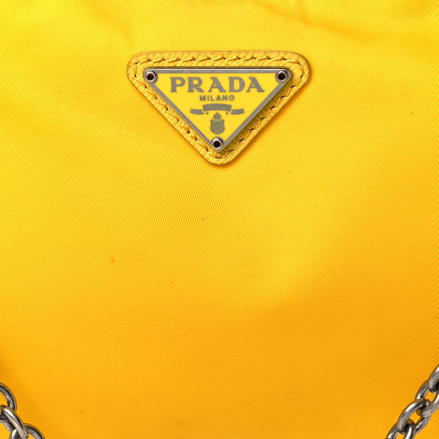 Tessuto Nylon Saffiano Re-Edition 2005 Shoulder Bag Giallo