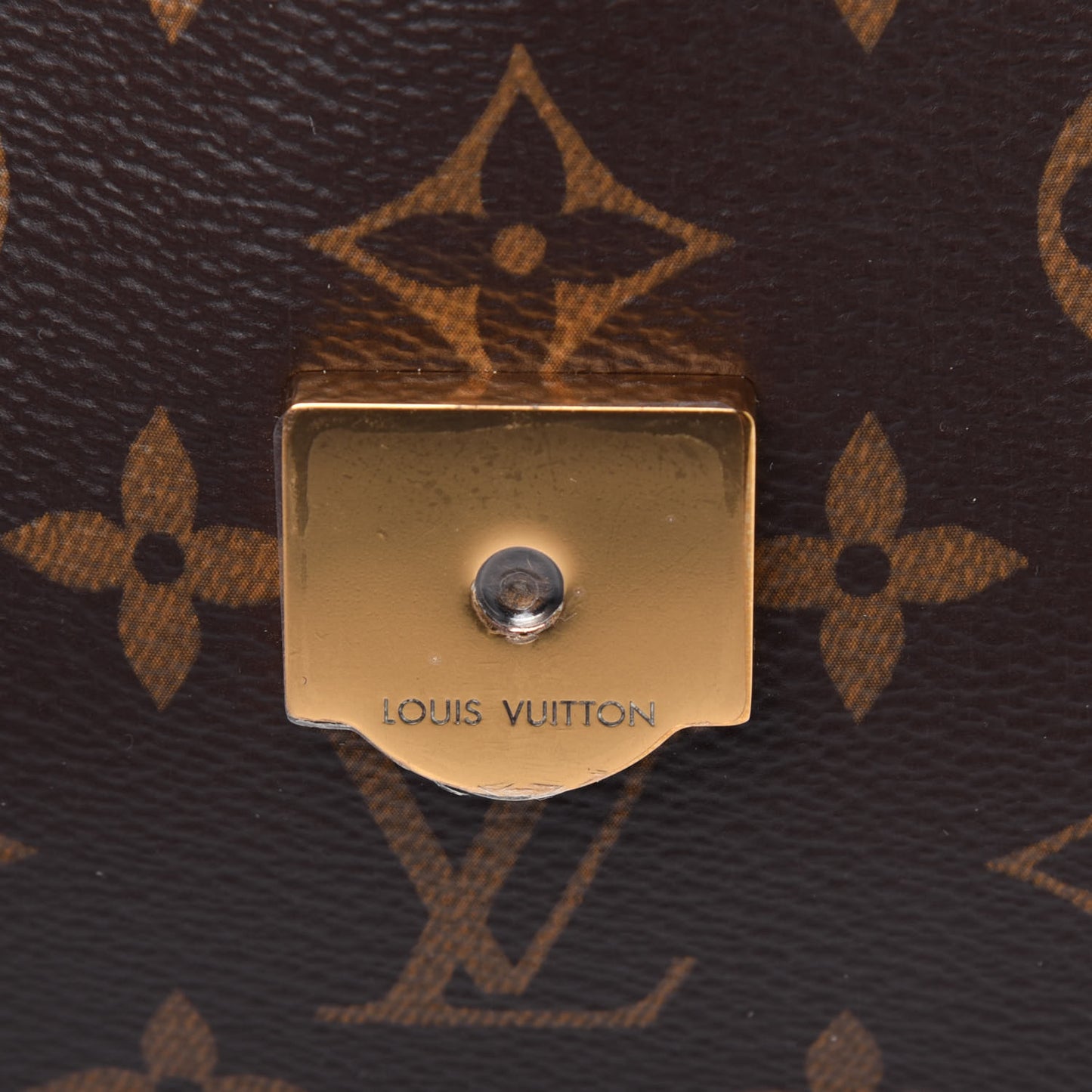 Monogram Passy