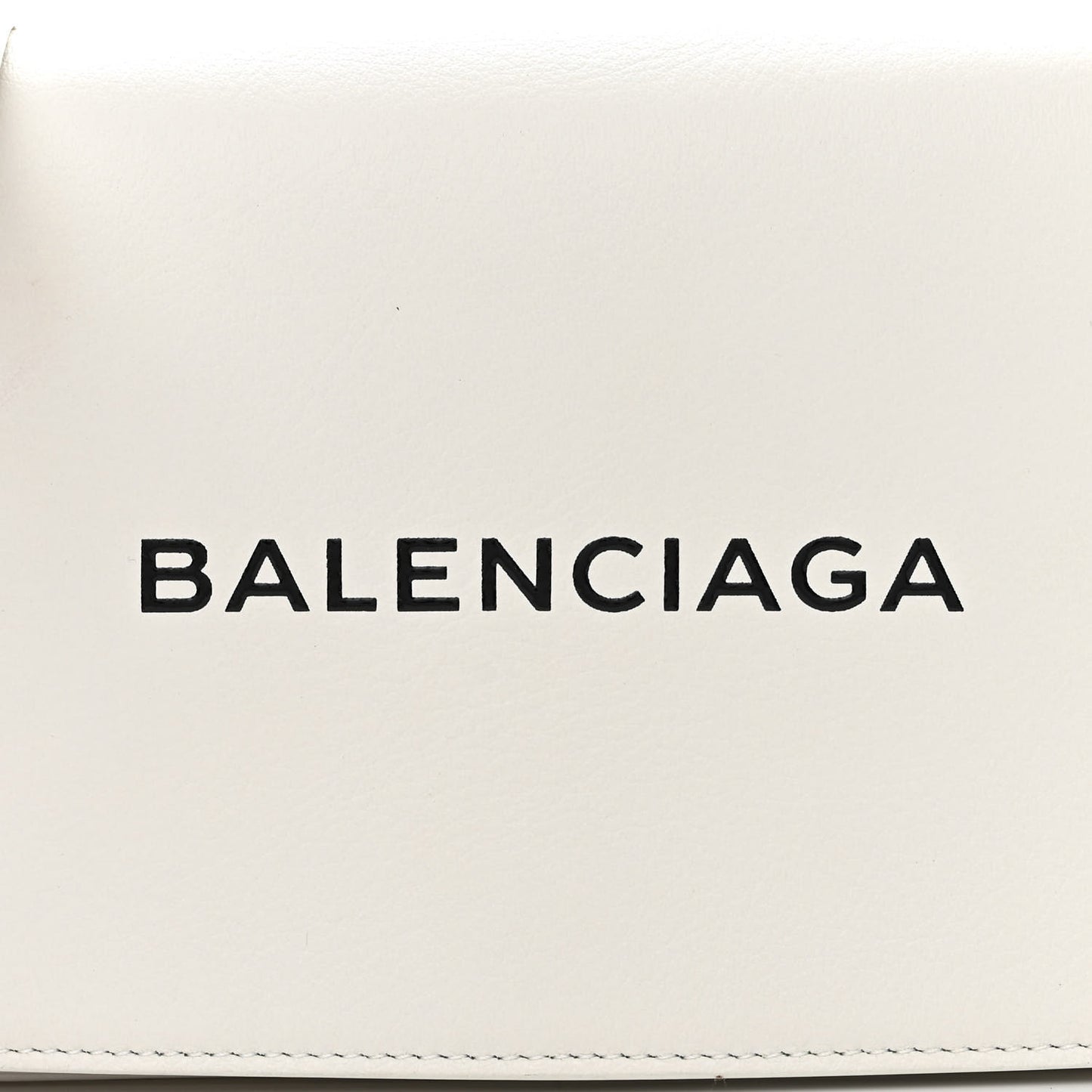 Pebbled Calfskin Logo Everyday Flap Chain Wallet White