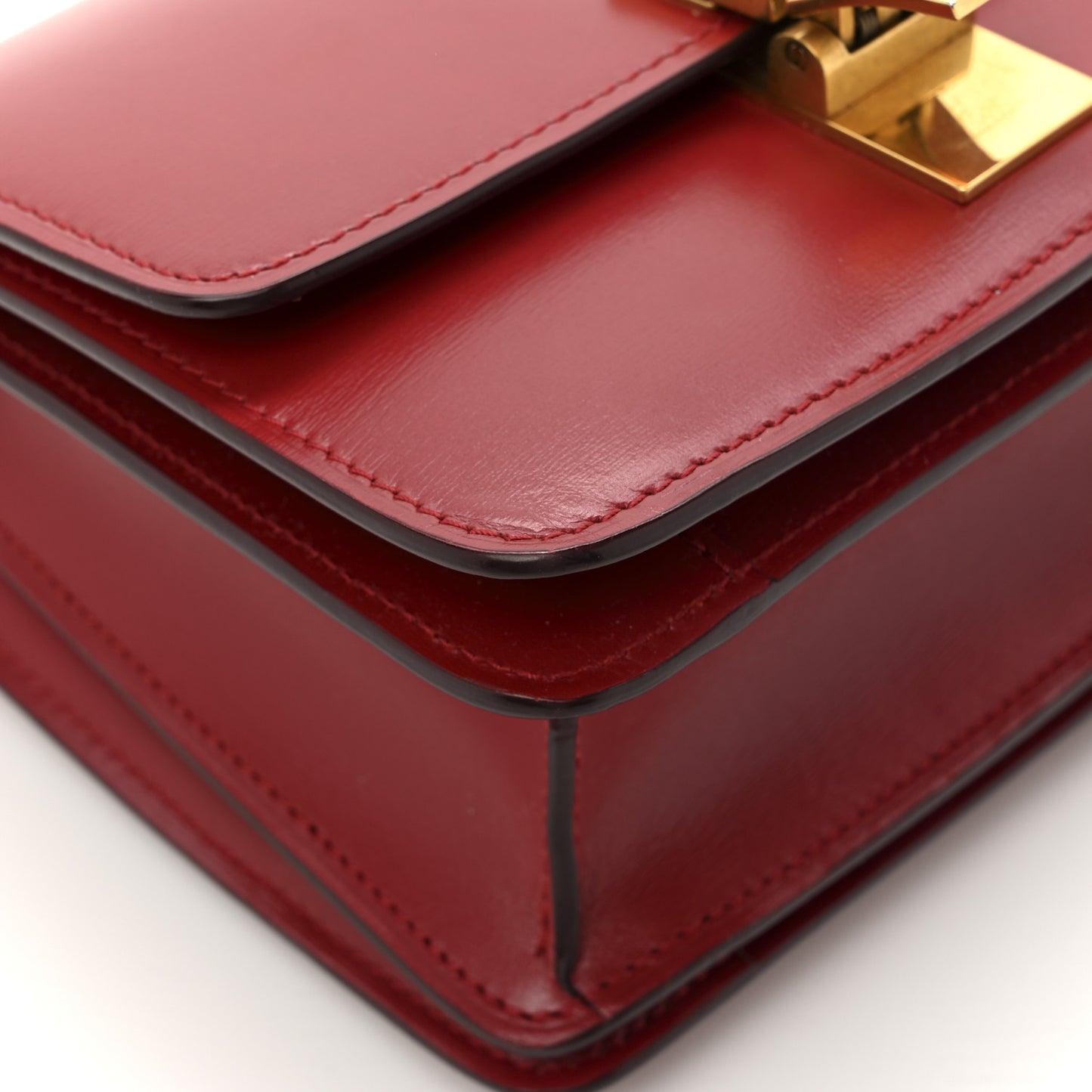 Box Calfskin Small Classic Box Flap Bag Red