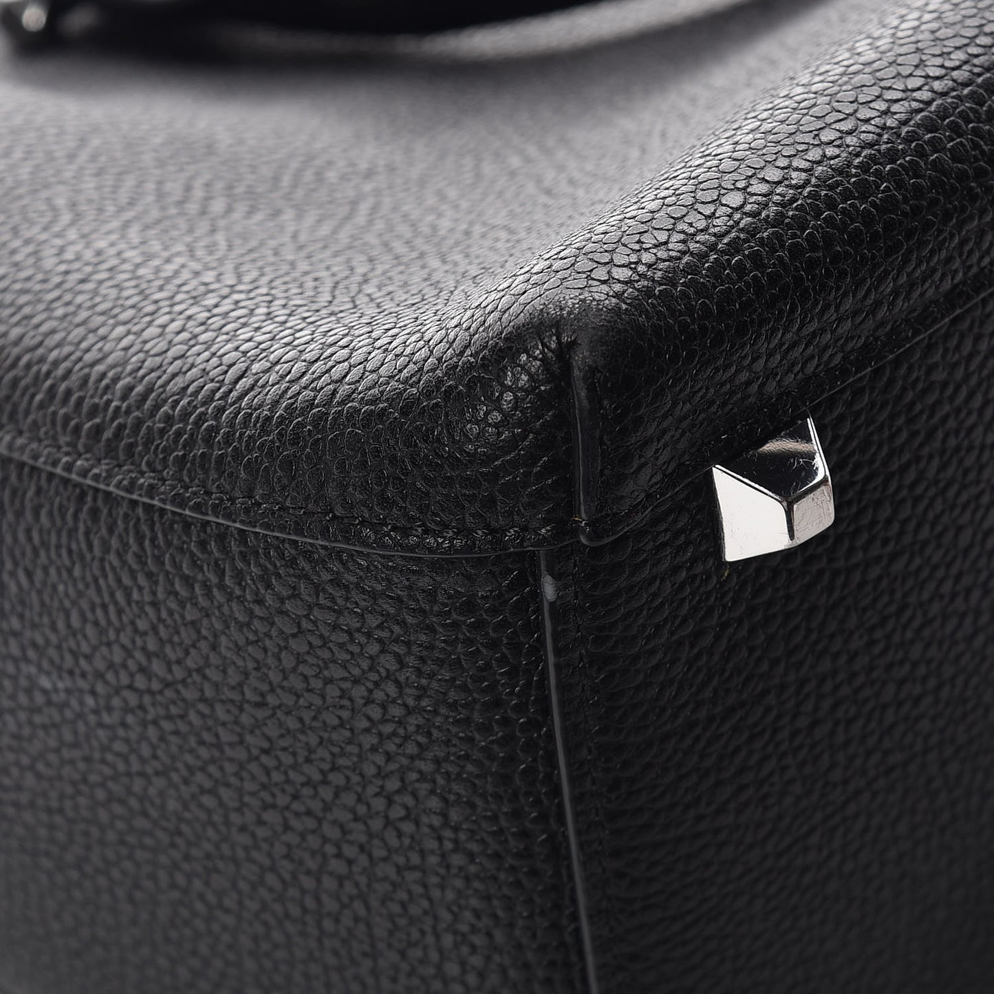 Grained Calfskin Medium Ella Boston Black