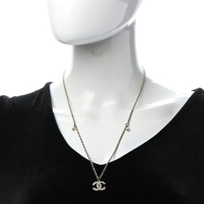 Chanel Pearl Crystal Snow Splash CC Pendant Necklace Light Gold 2 of 6