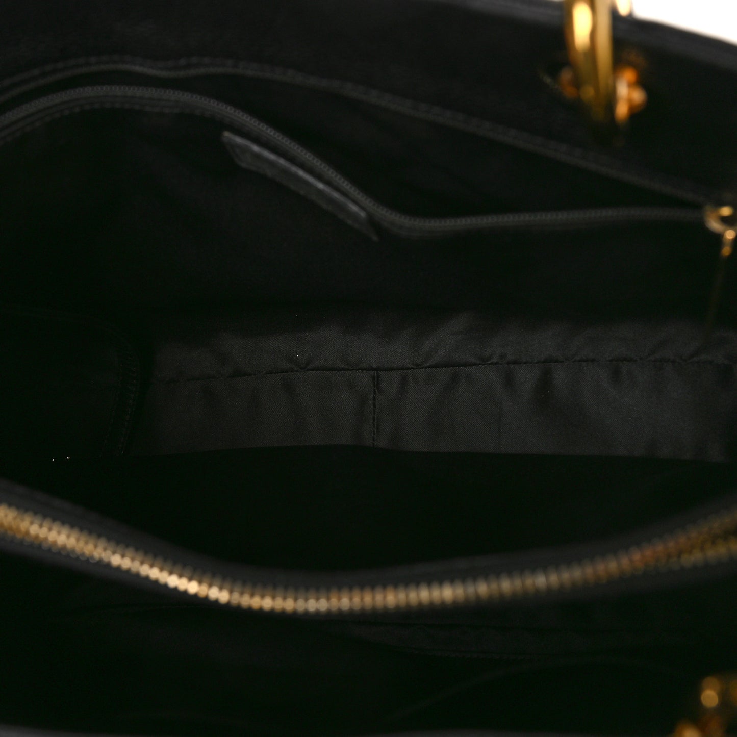 Caviar Quilted Grand Shopping Tote GST Black