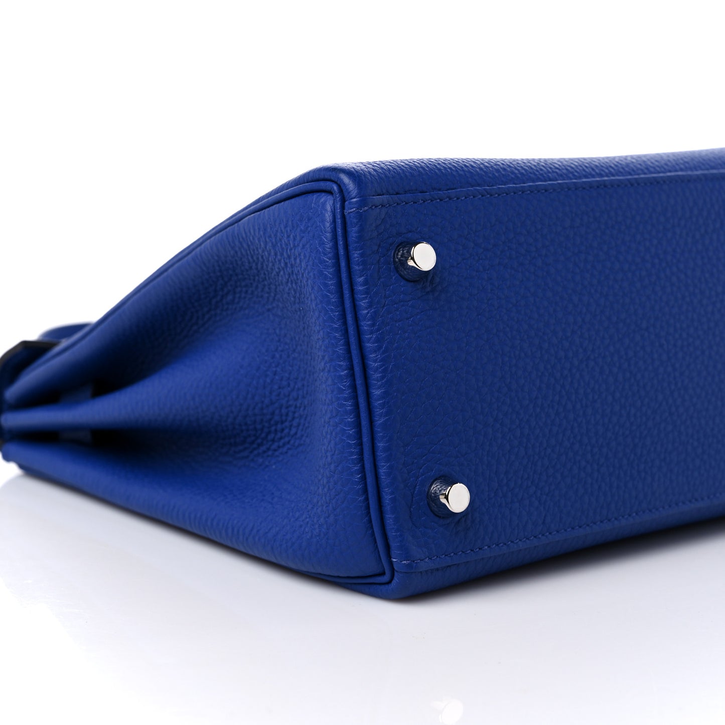 Togo Kelly Retourne 28 Bleu Electrique