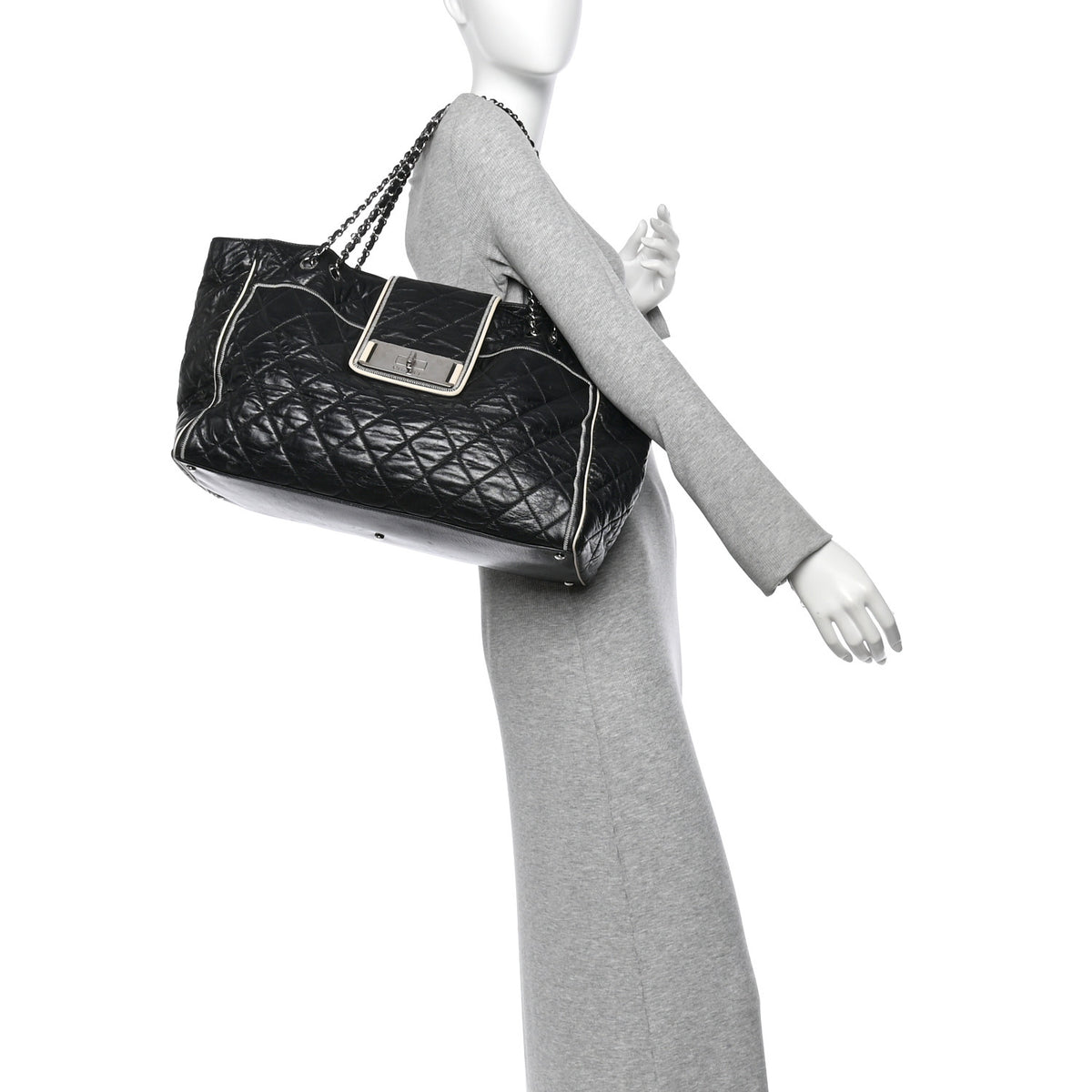 Lambskin Quilted Large East West Tote Black