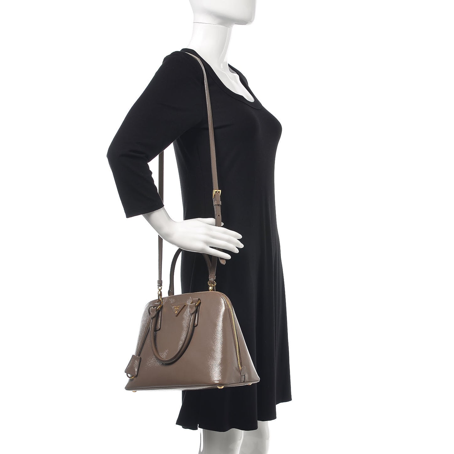 Saffiano Vernice Medium Promenade Tote Argilla