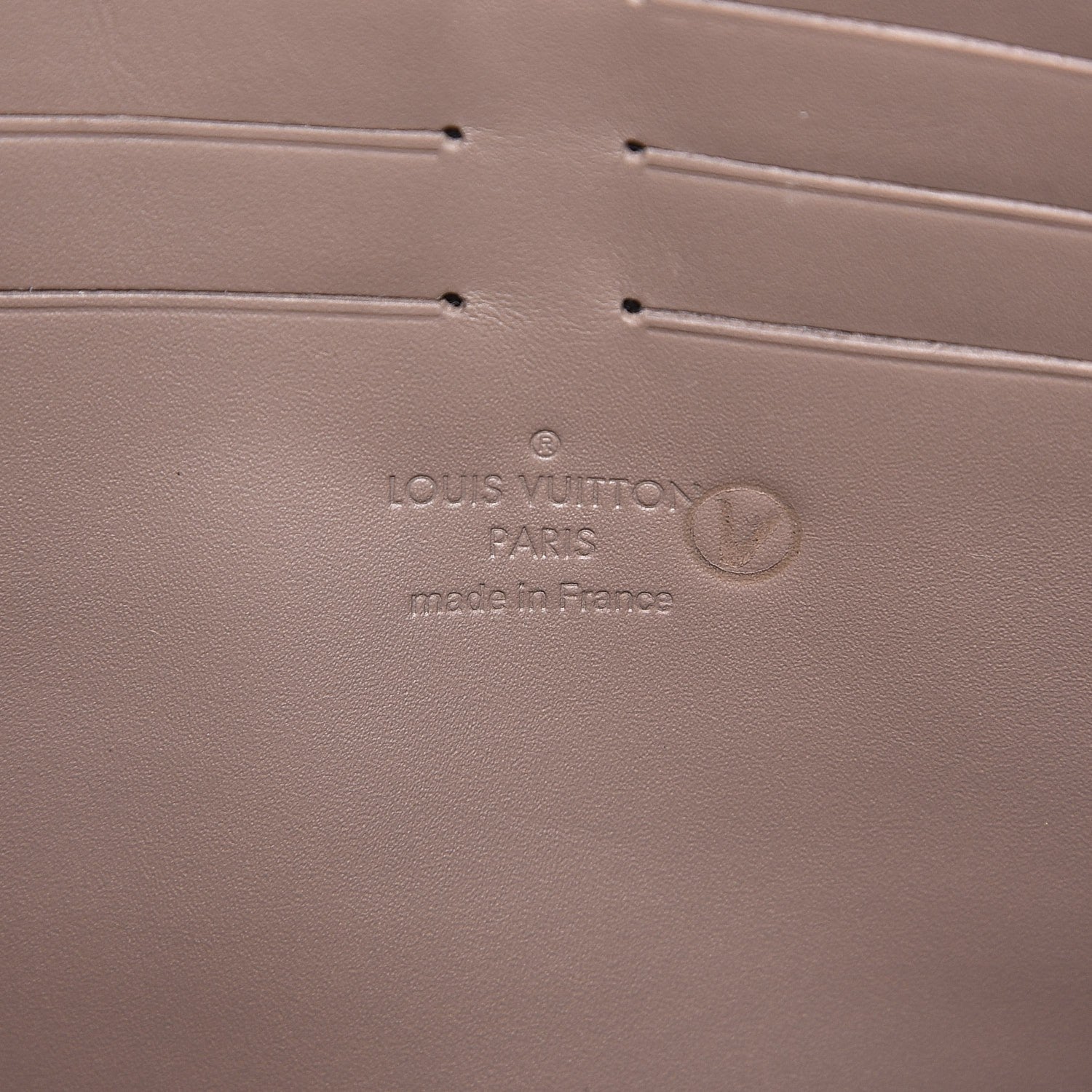 Louis Vuitton Monogram Veau Cachemire Magnolia 6 of 8