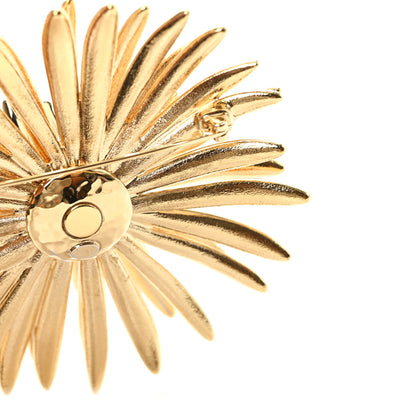 Chanel Metal Flower CC Brooch Gold 3 of 4