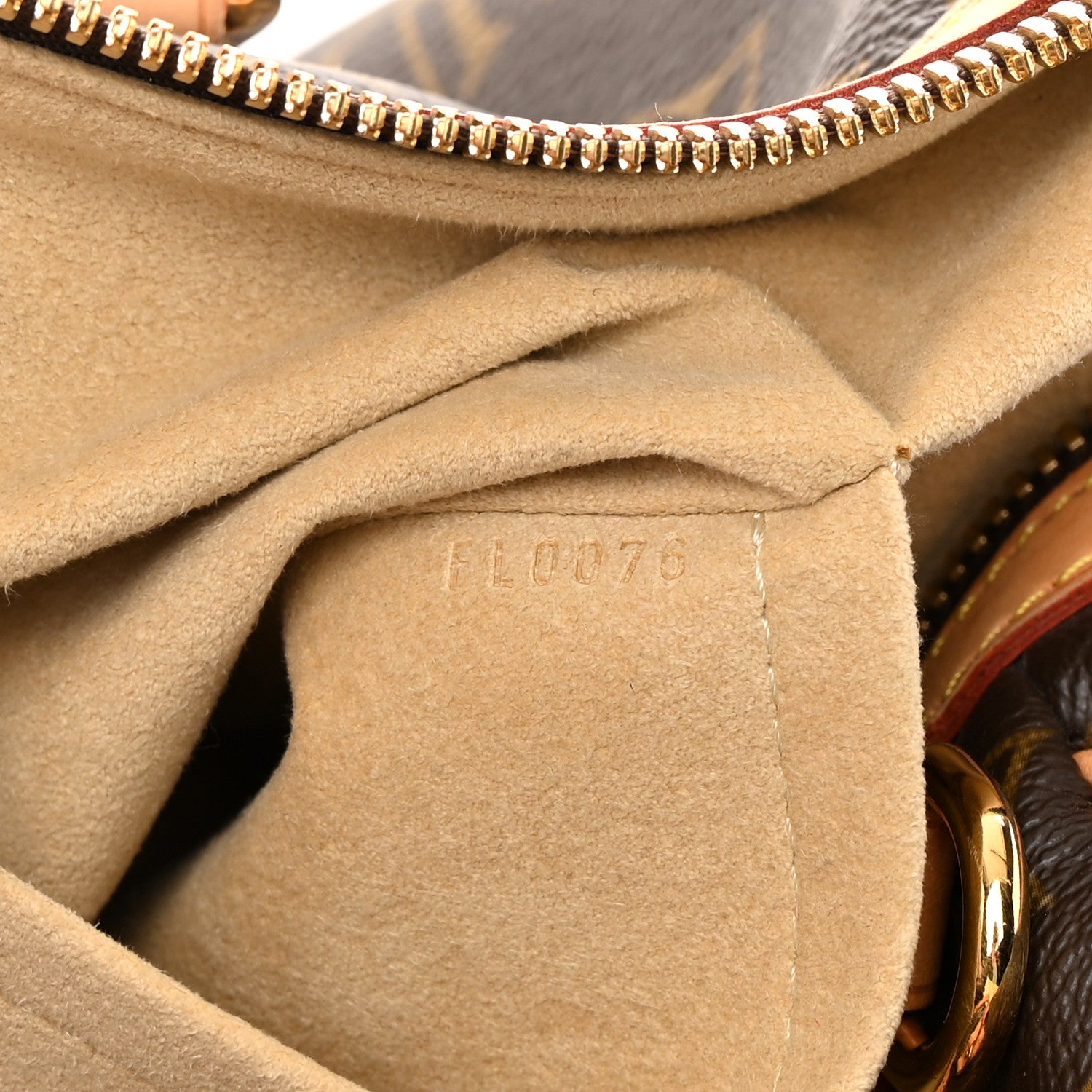 Louis Vuitton Monogram Stephen Bag 7 of 18