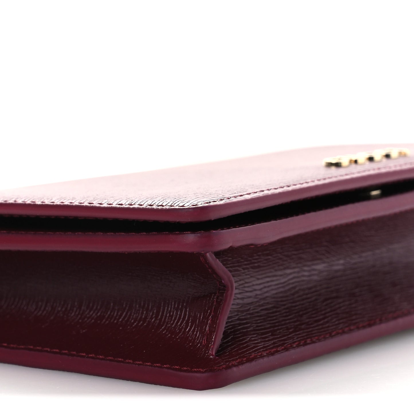 Textured Calfskin Script Logo Wallet On Chain Rosso Ancora
