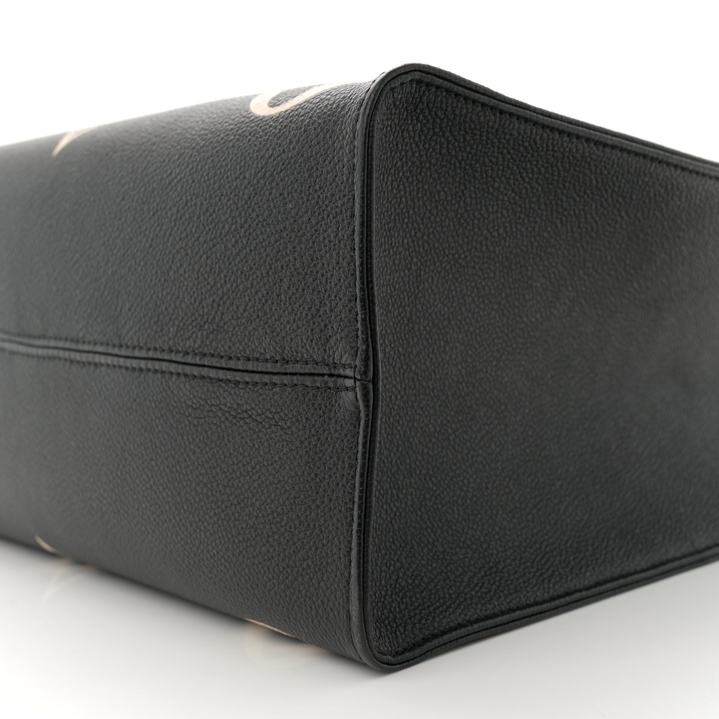 Empreinte Monogram Giant Onthego MM Black Beige