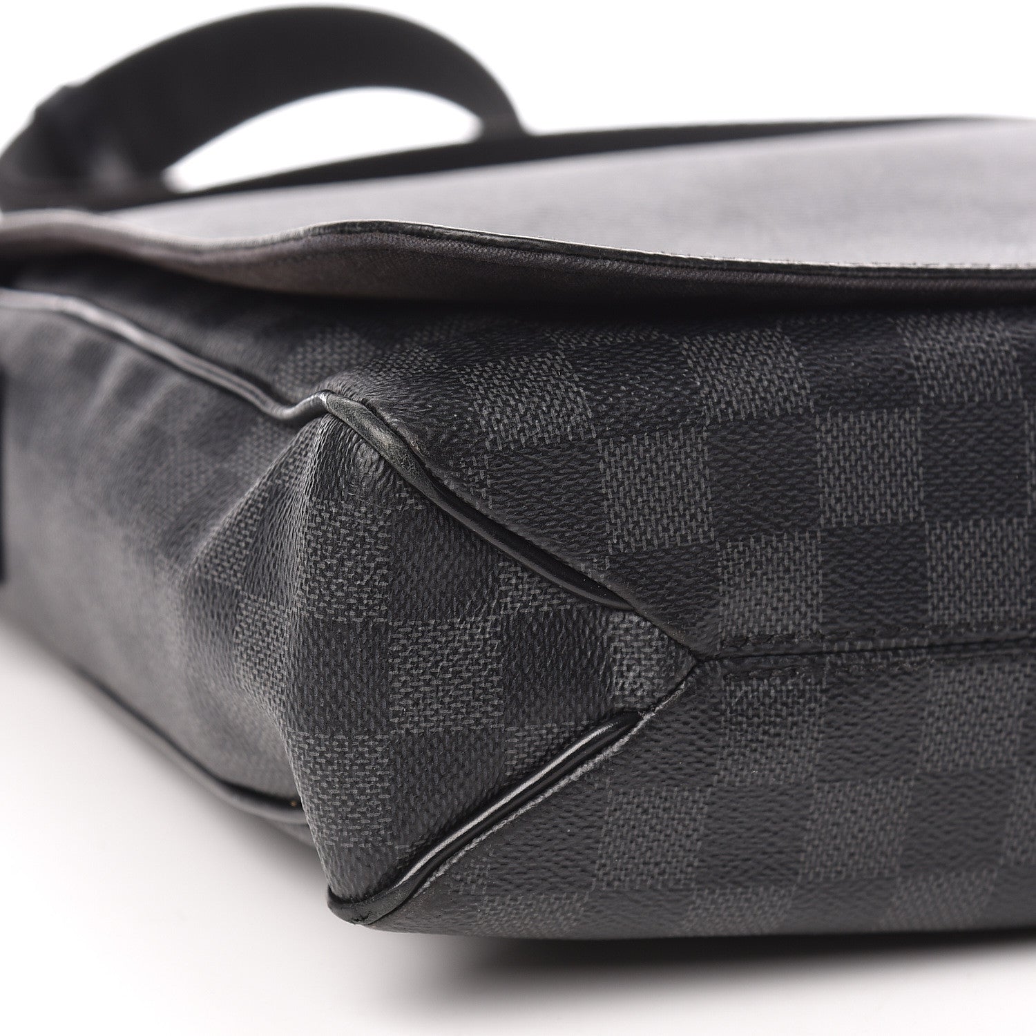Louis Vuitton Damier Graphite District MM 8 of 9