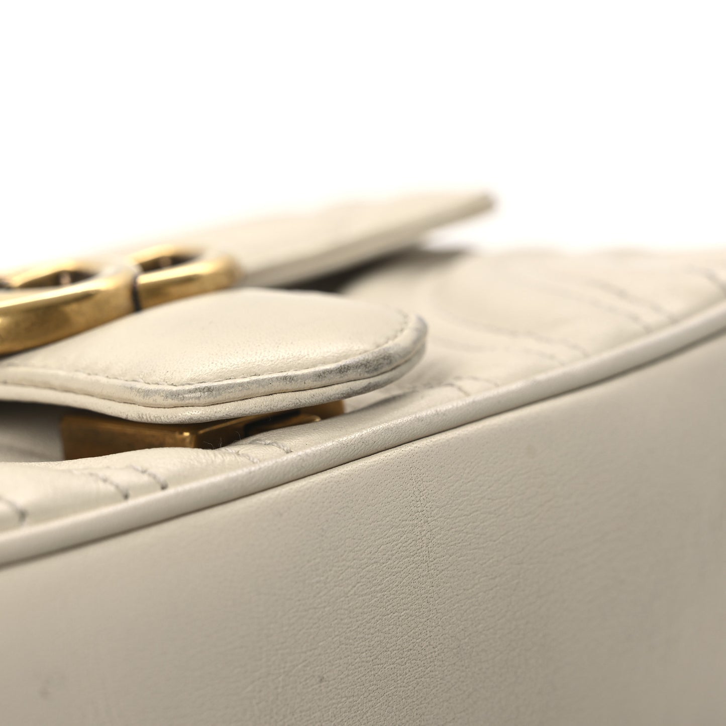 Calfskin Matelasse Mini GG Marmont Shoulder Bag White