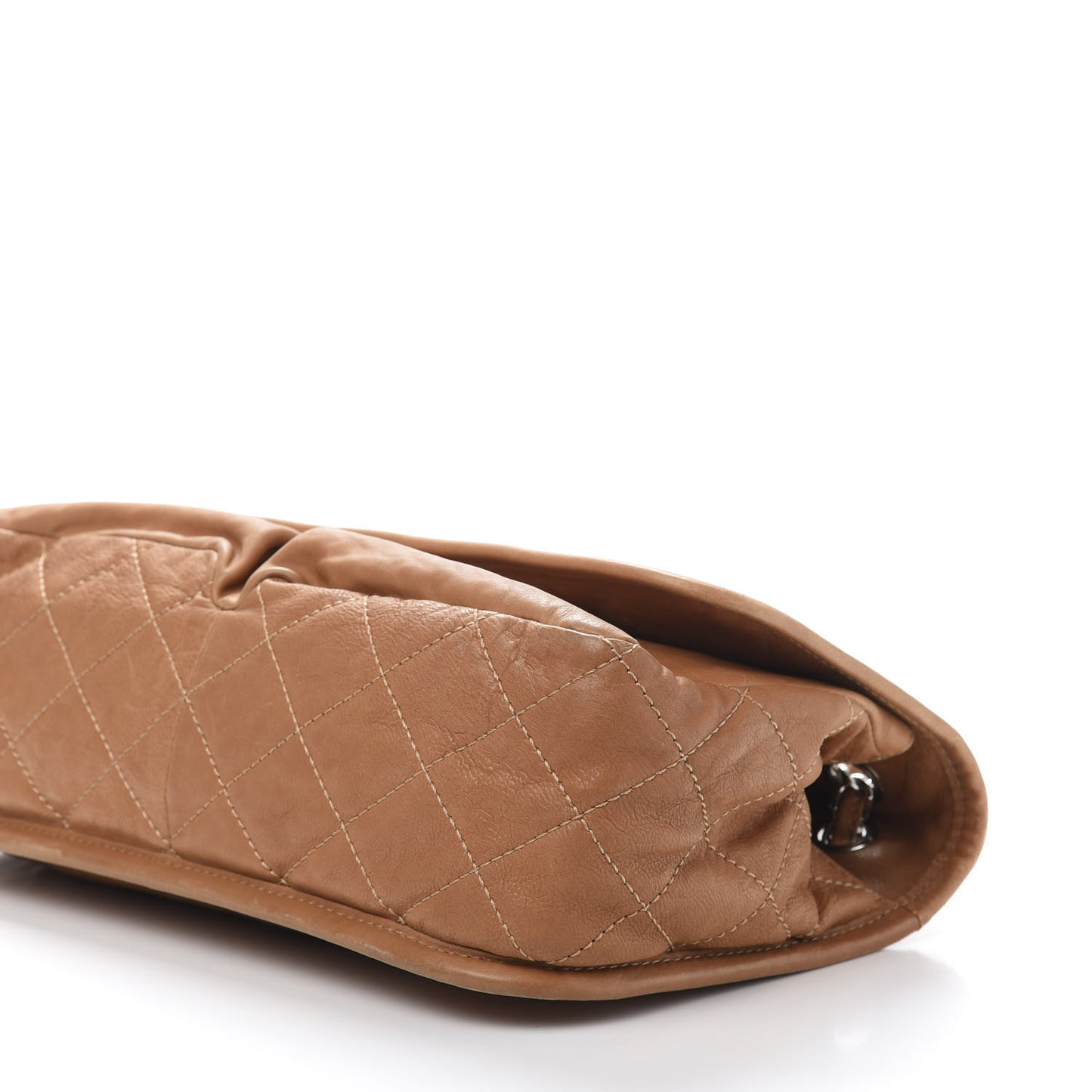 Calfskin Medium Natural Beauty Flap Light Brown