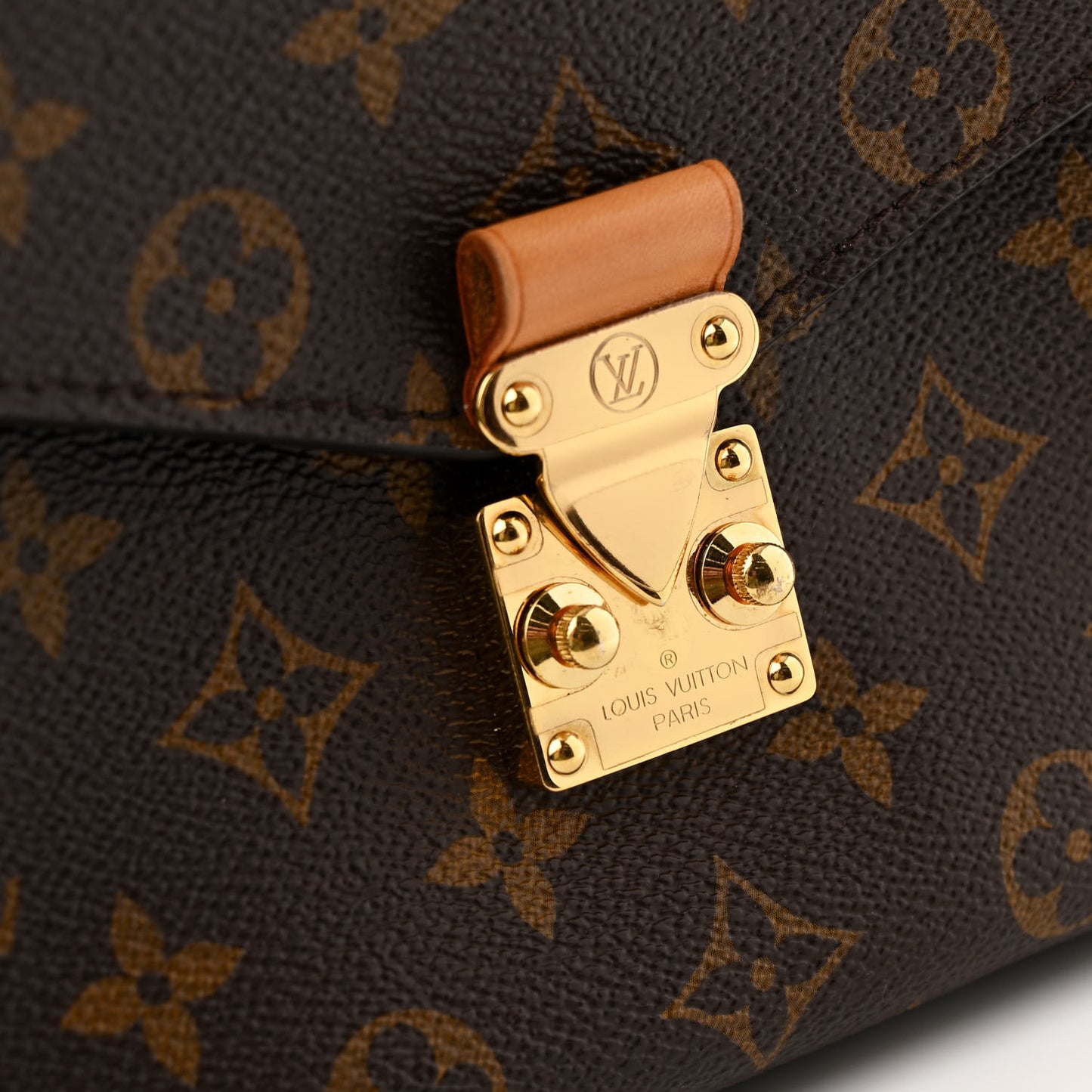 Monogram Pochette Metis