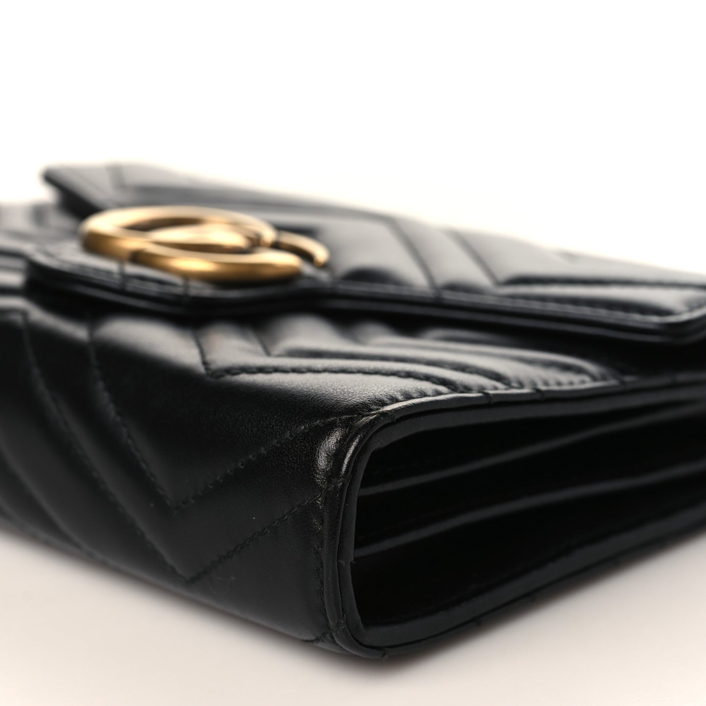 Calfskin Matelasse GG Marmont Chain Wallet Black