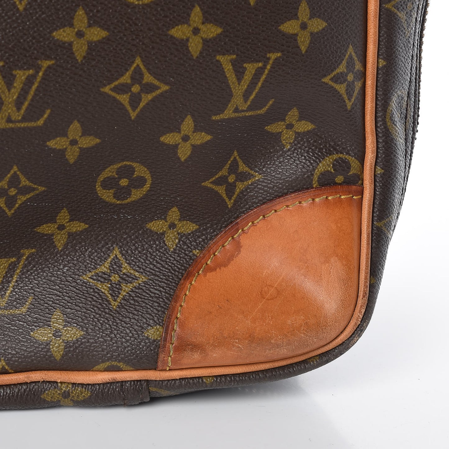 Monogram Sirius 65