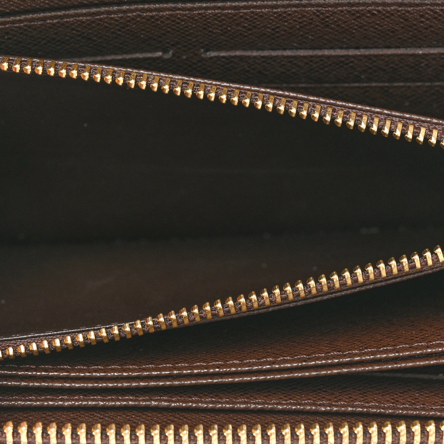 Louis Vuitton Damier Ebene Zippy Wallet 6 of 11