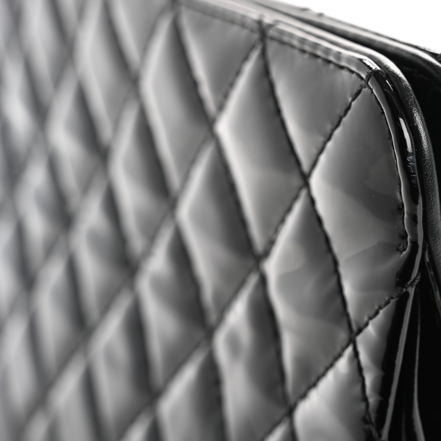 Patent CC Quilted Timeless Clutch Black