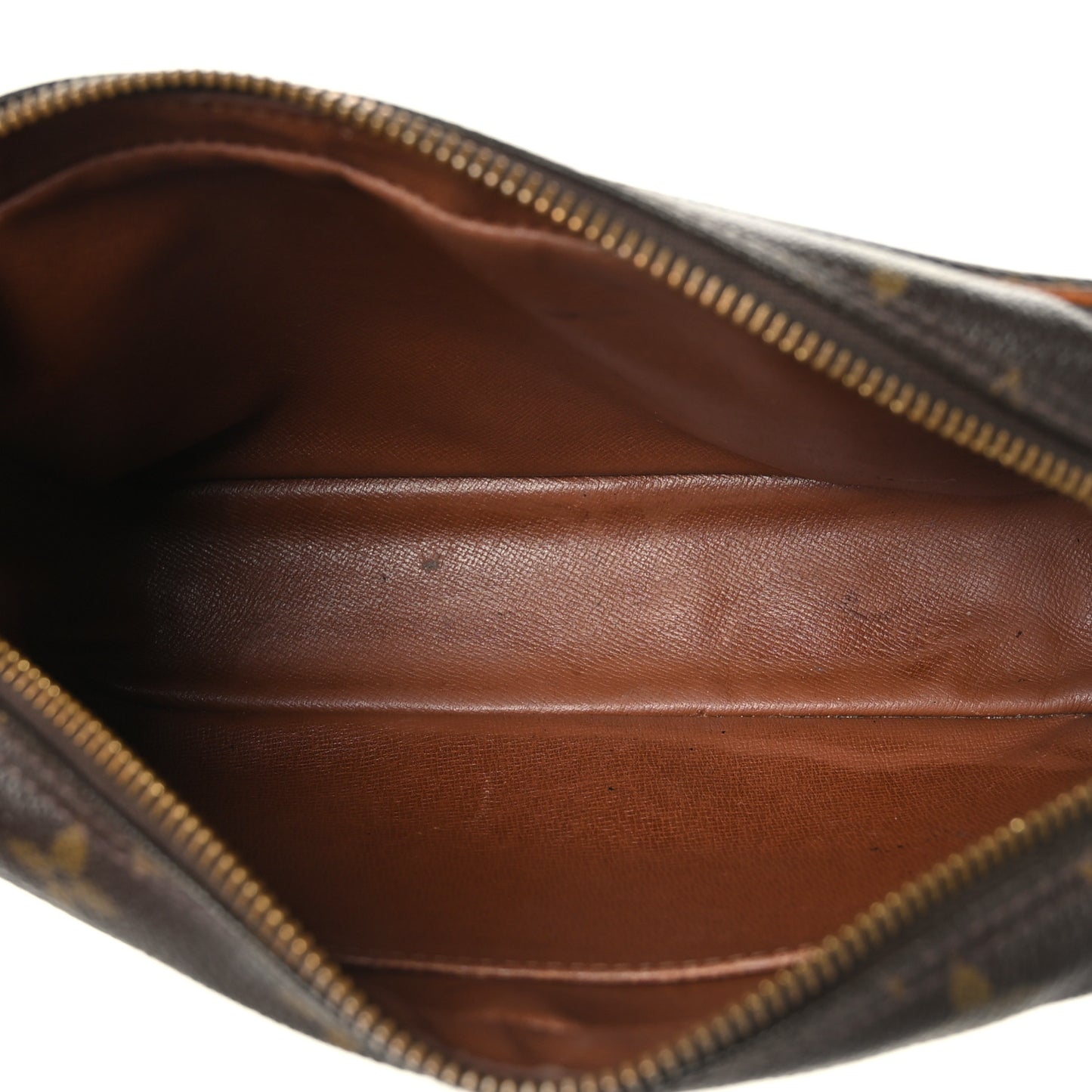 Monogram Compiegne 23 Toiletries