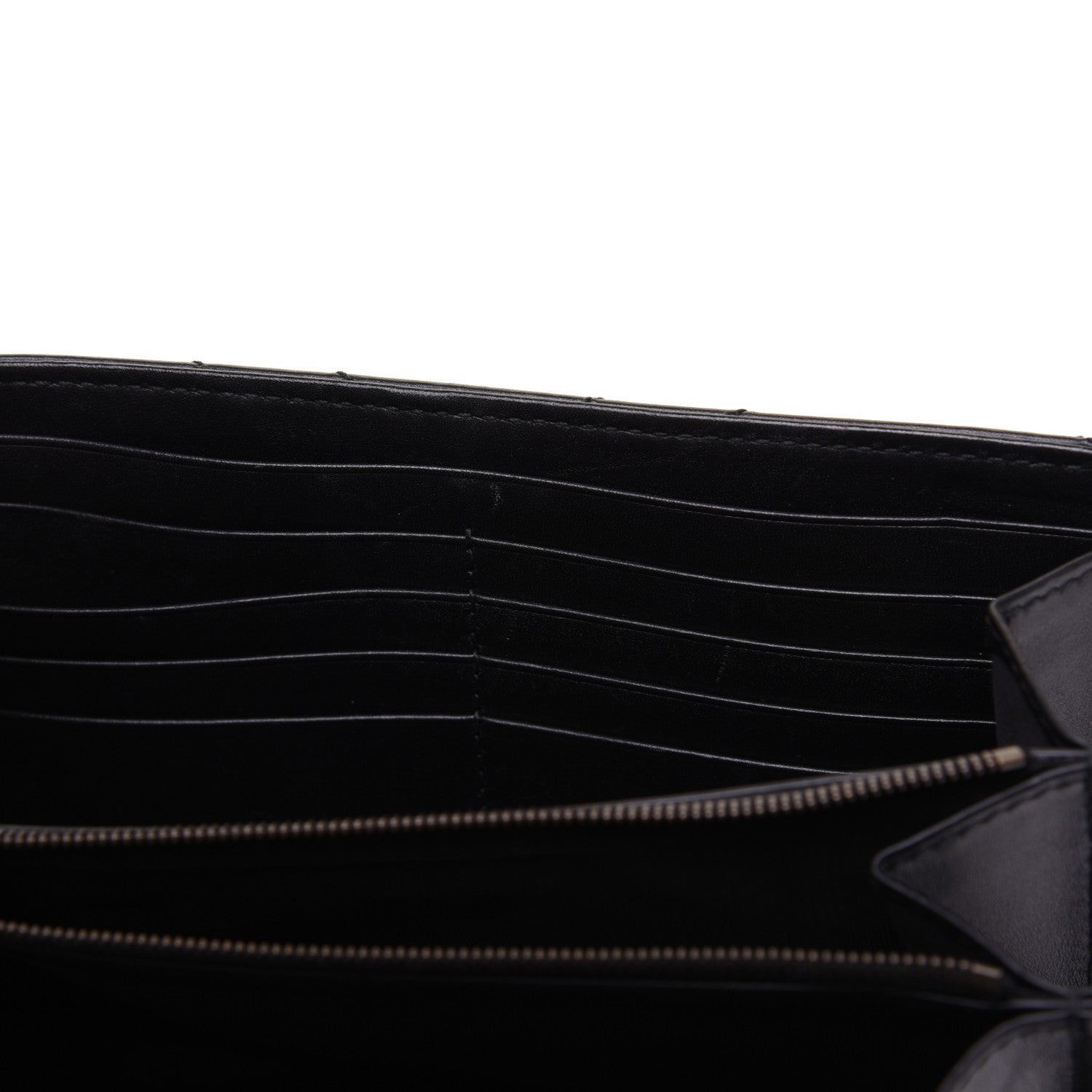Gucci Calfskin Matelasse GG Marmont Chain Wallet Black 17 of 20