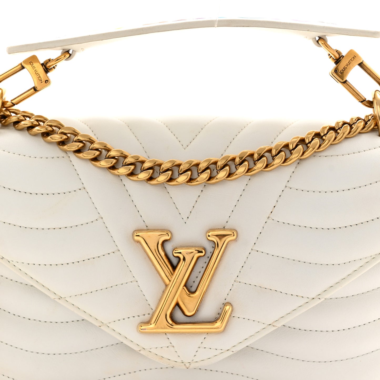 Calfskin New Wave Chain MM Snow
