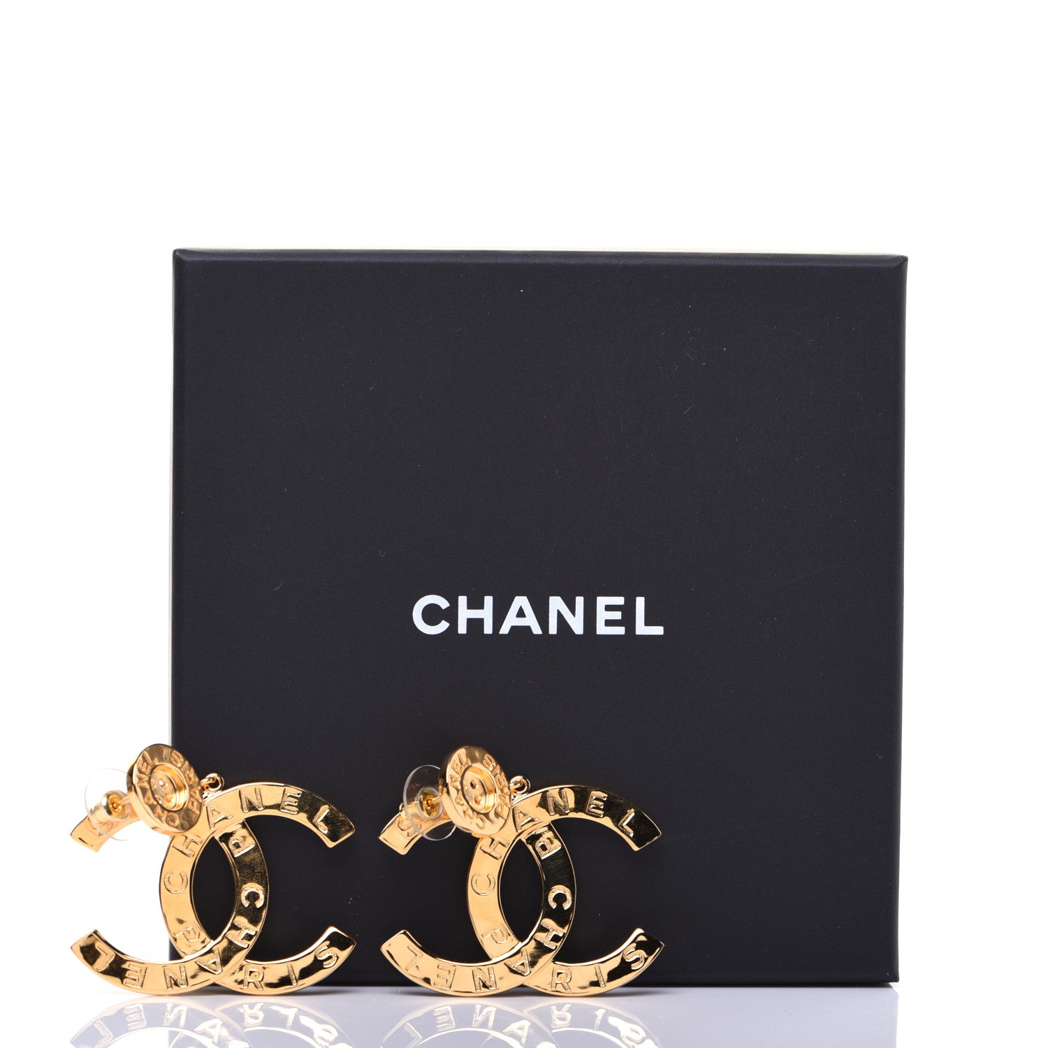 Chanel Metal Large Paris Button Earrings Gold 10 of 10