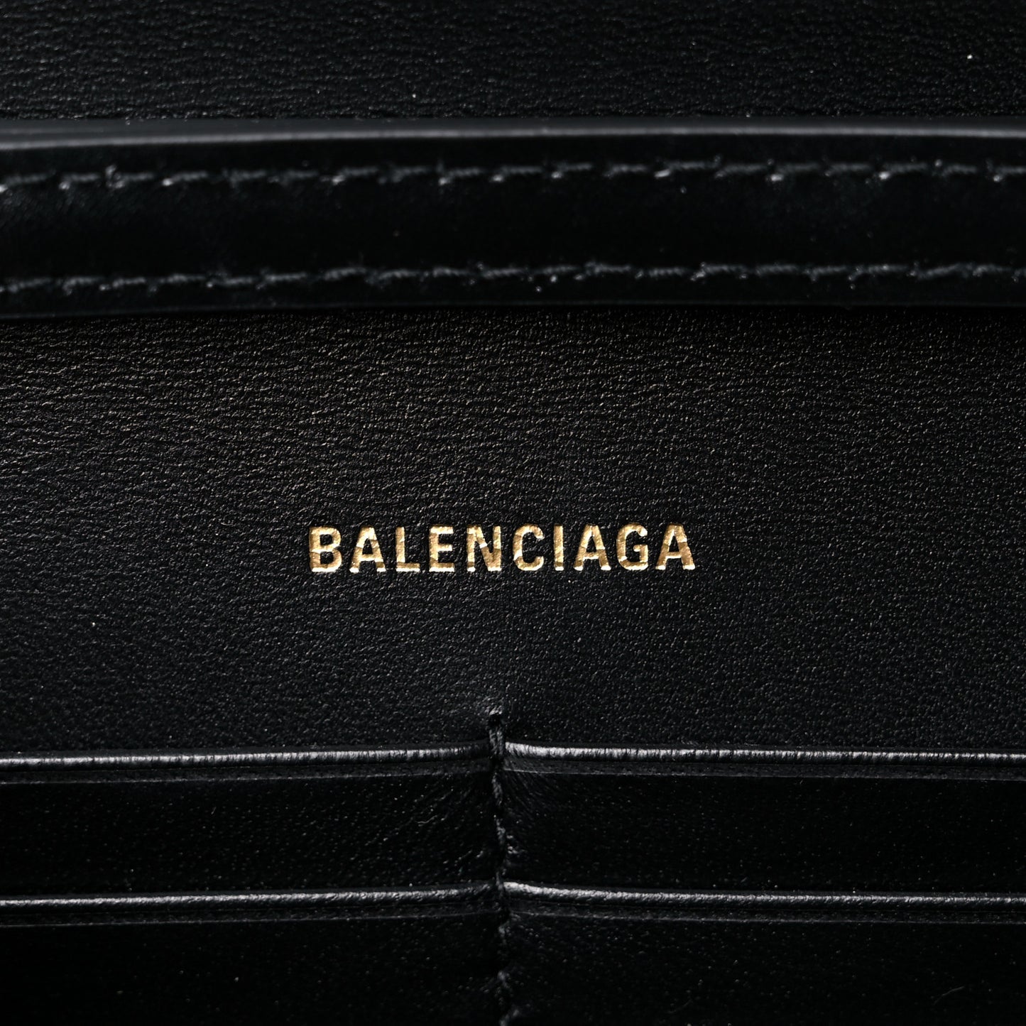 Shiny Box Calfskin Hourglass Chain Bag Black