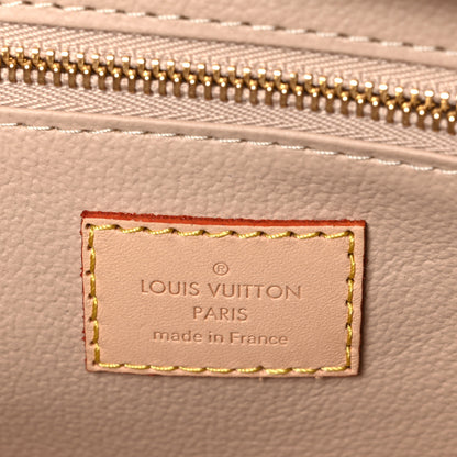 Louis Vuitton Monogram Dopp Kit Toilet Pouch 6 of 6