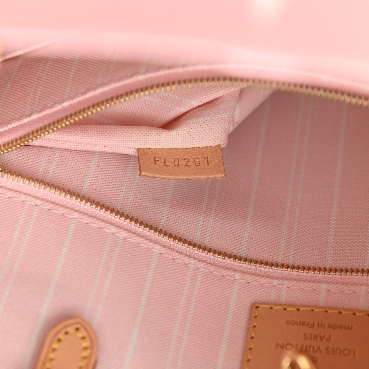 Louis Vuitton Monogram Giant By The Pool Onthego GM Light Pink 8 of 9