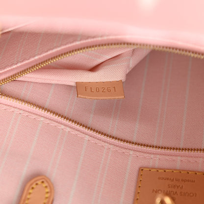 Louis Vuitton Monogram Giant By The Pool Onthego GM Light Pink 8 of 9