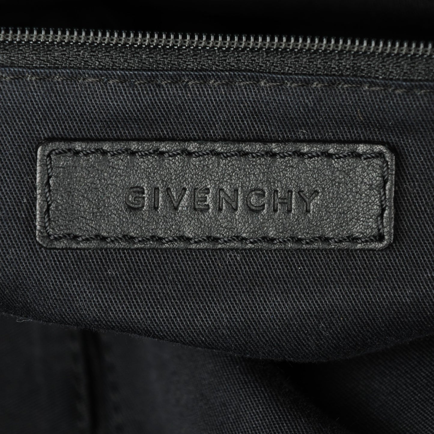 Glazed Pebbled Calfskin Medium Nightingale Black