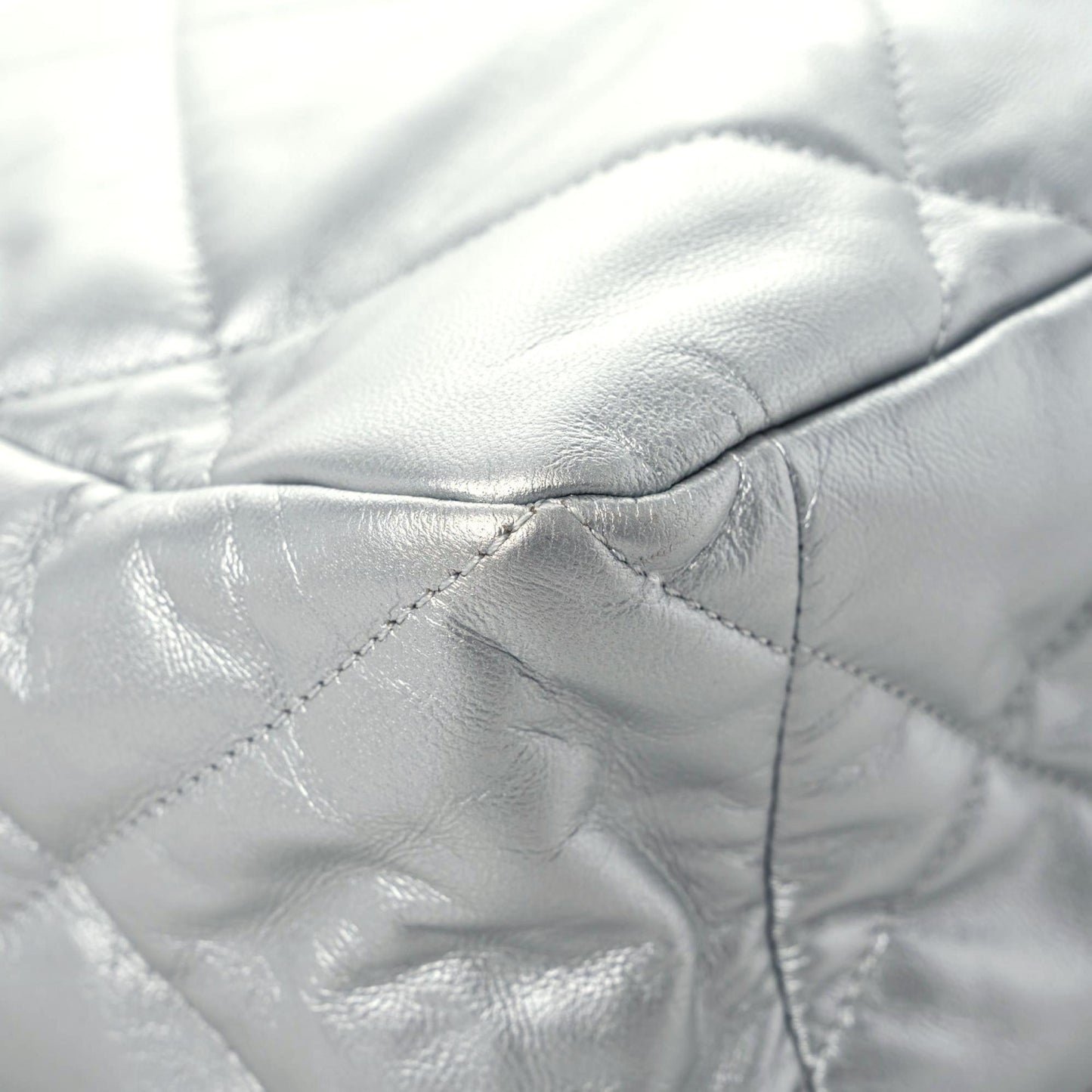 Metallic Goatskin Quilted Maxi Chanel 19 Flap Silver