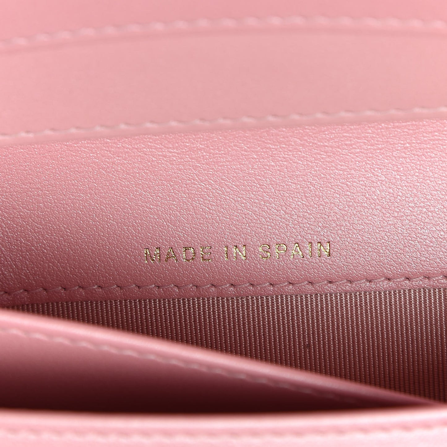 Iridescent Caviar Quilted Yen Wallet Rose Pink
