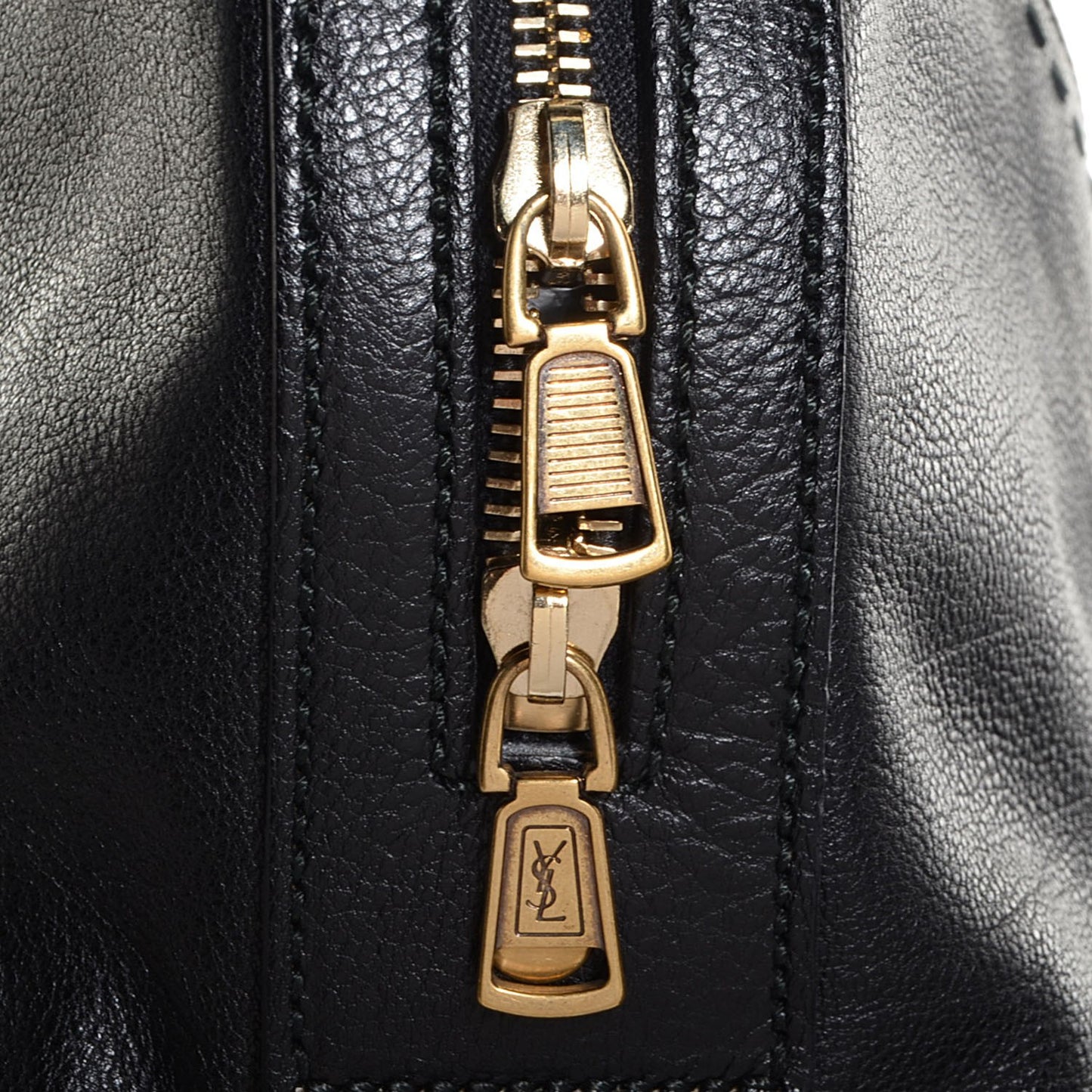 Calfskin Oversized Muse Black