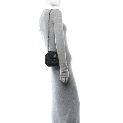 Chanel Lambskin Quilted Octagon Flap Black 2 of 11