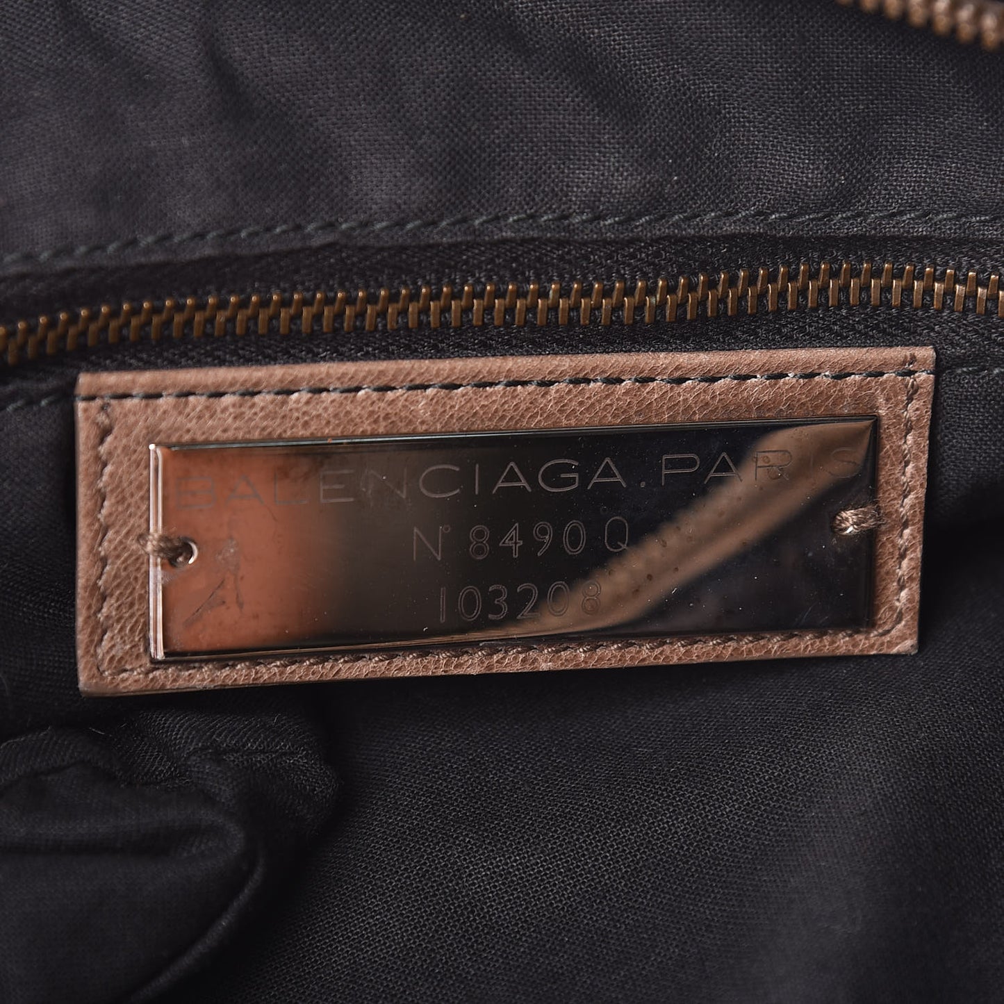 Agneau Classic Hardware First Noix
