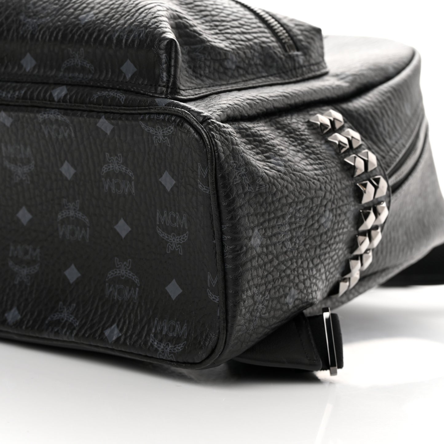 Visetos Medium Side Studs Stark Backpack Black