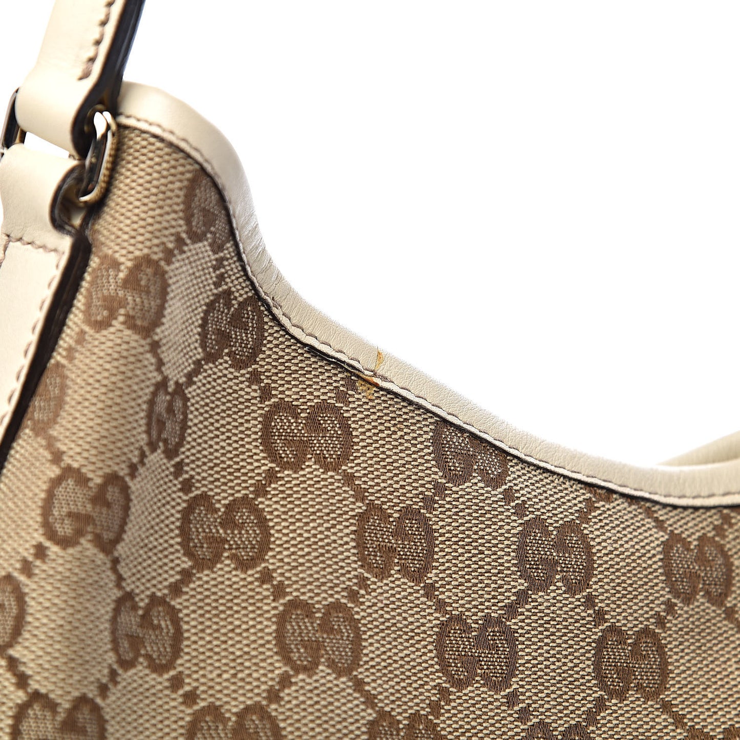 Monogram Medium New Britt Hobo Off White