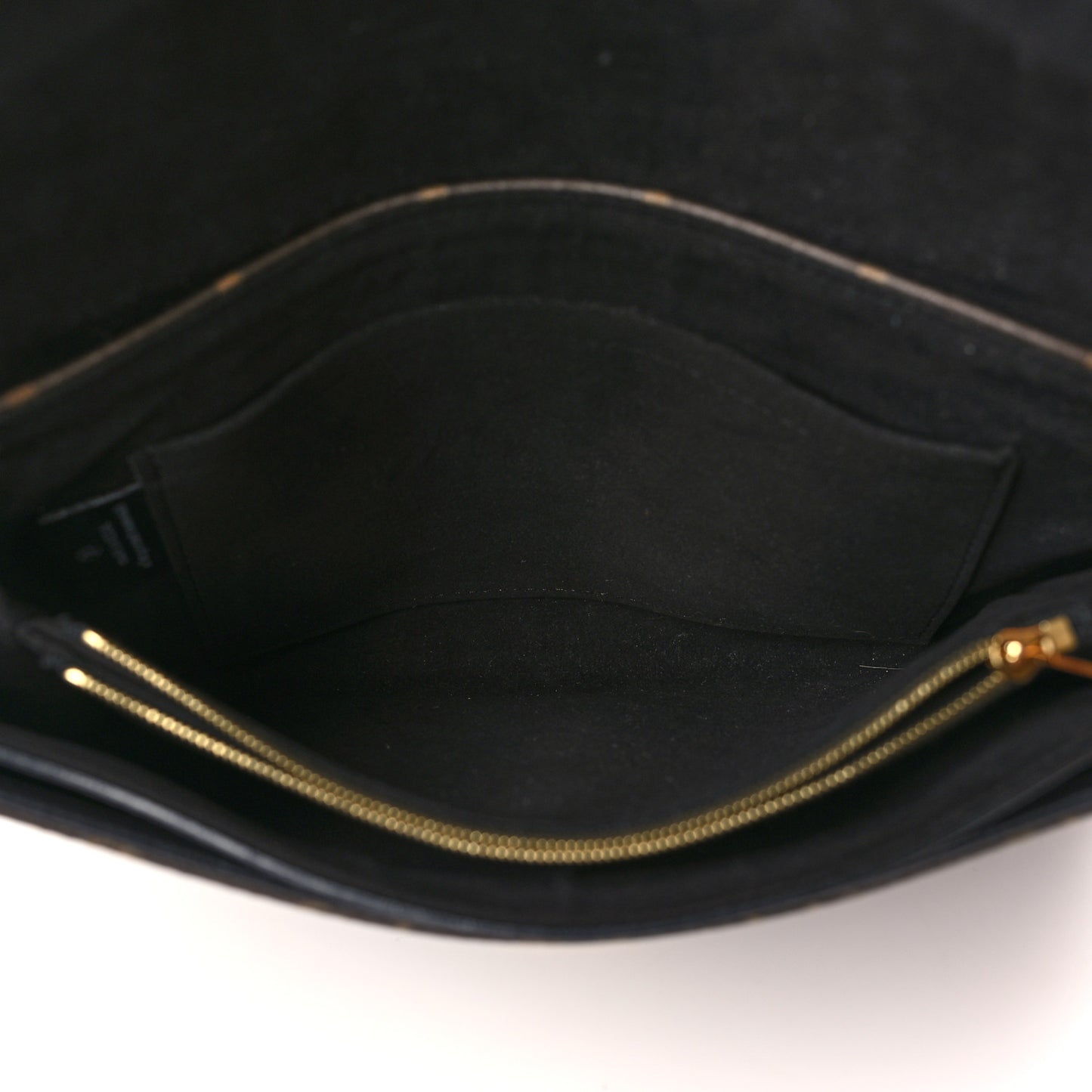 Monogram Pallas Chain Black