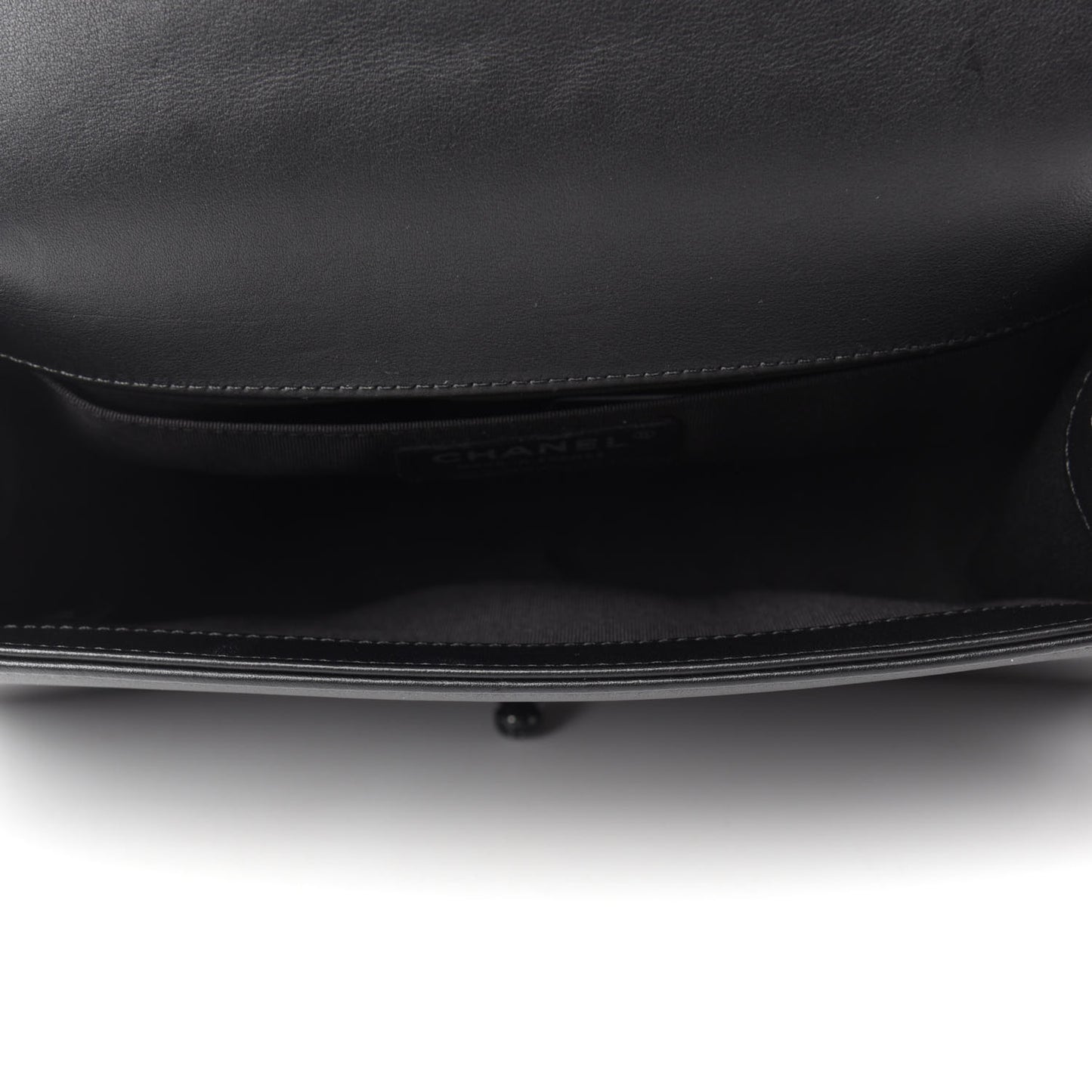 Calfskin Quilted Medium Boy Flap So Black