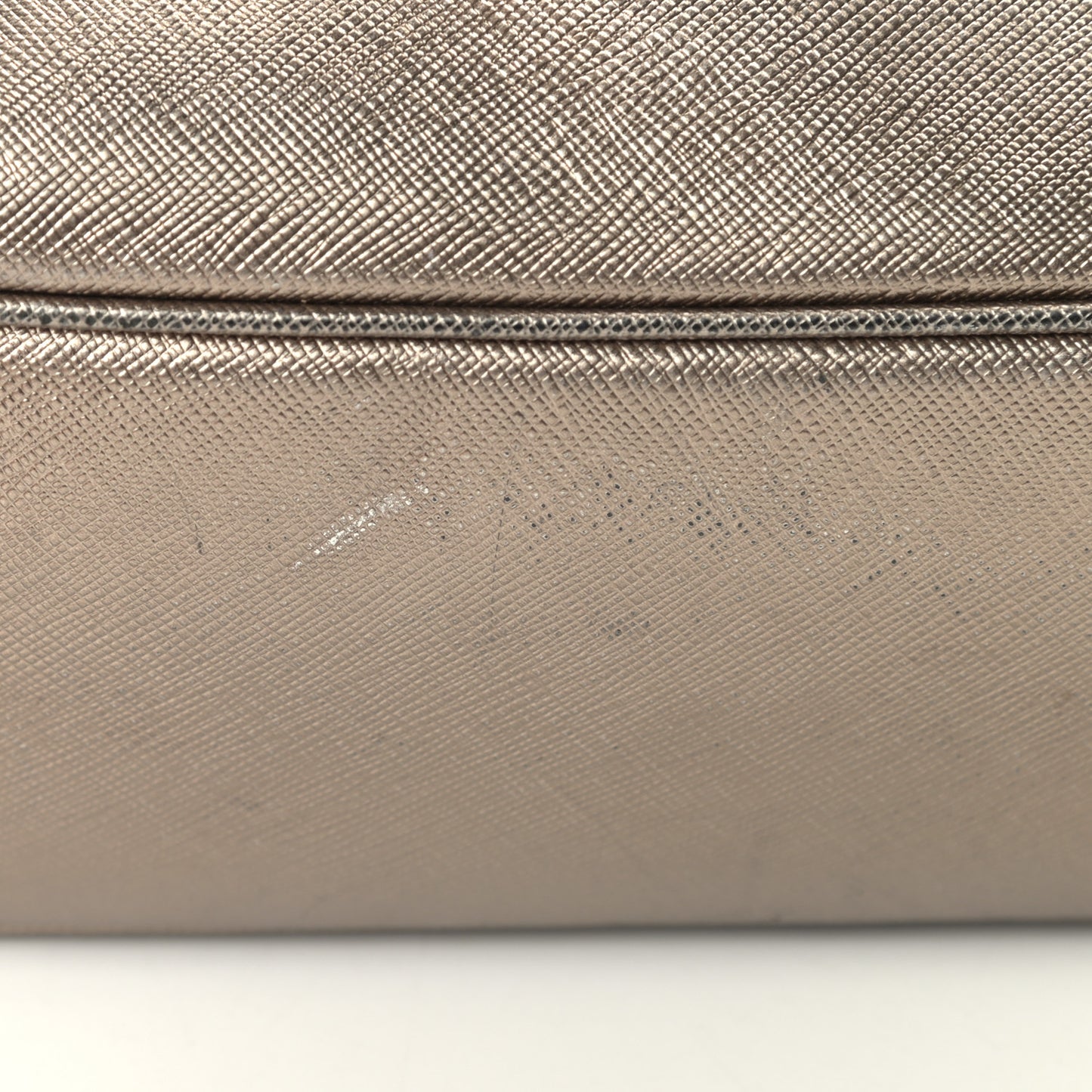 Metallic Saffiano Lux Bowler Pirite