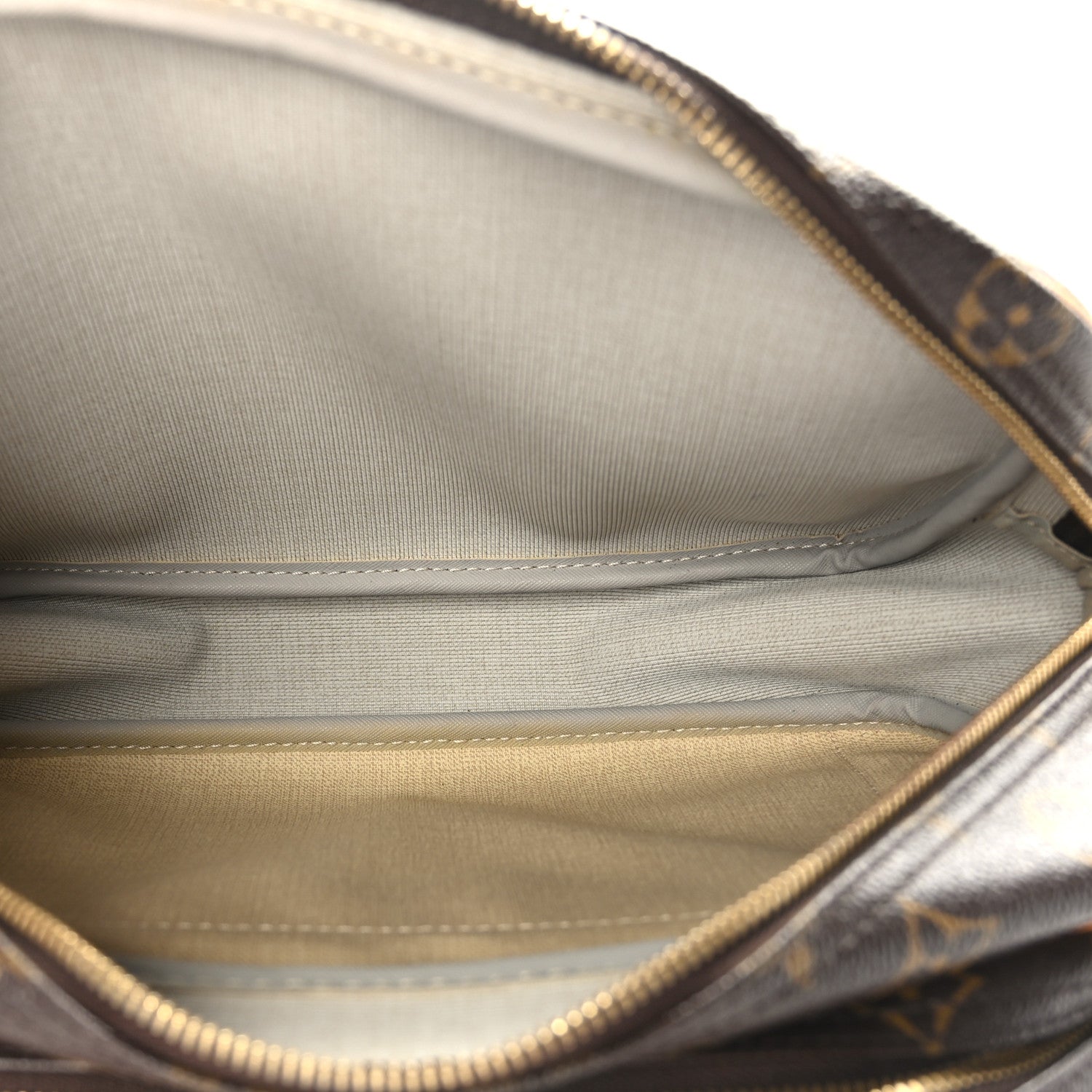Louis Vuitton Monogram Reporter PM 5 of 9
