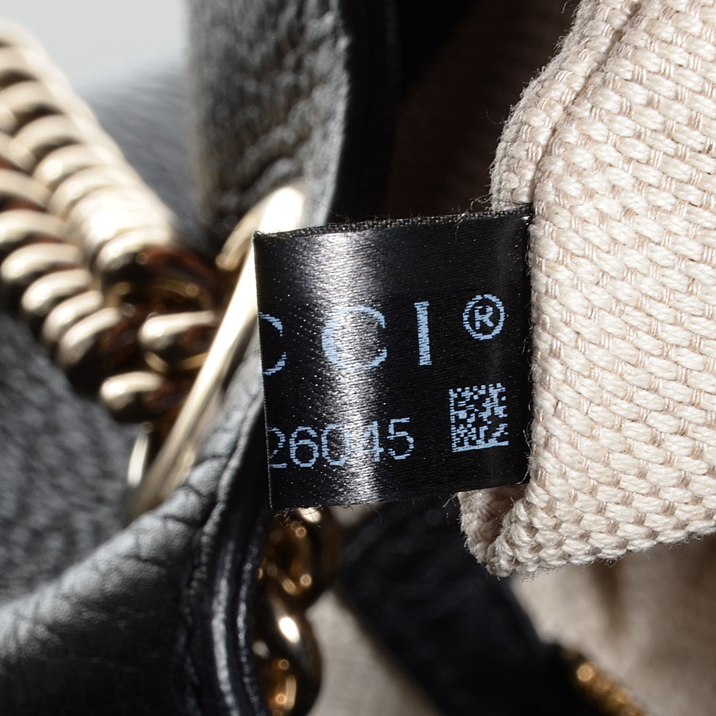 Pebbled Calfskin Large Soho Chain Shoulder Bag Black