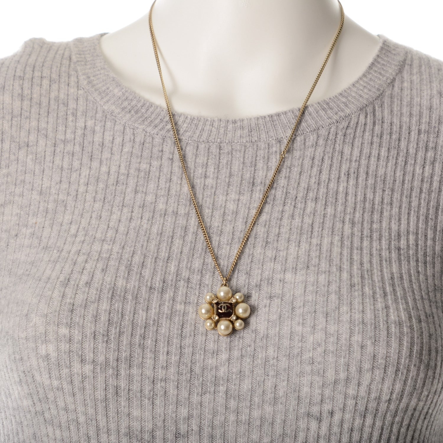 Chanel Gripoix Pearl Crystal CC Pendant Necklace Gold 2 of 4