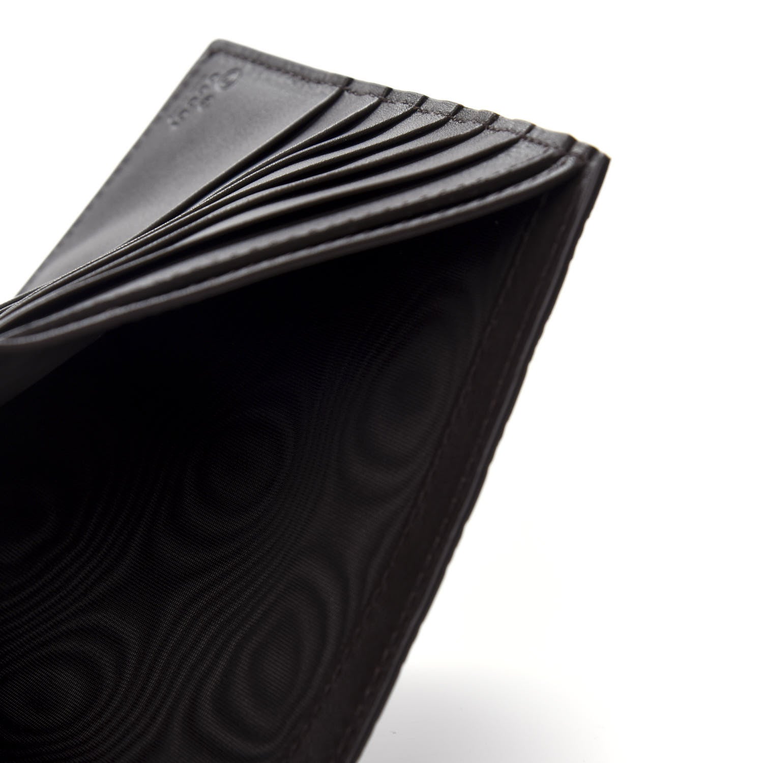 Gucci Microguccissima Passport Case Testa di Moro 7 of 7