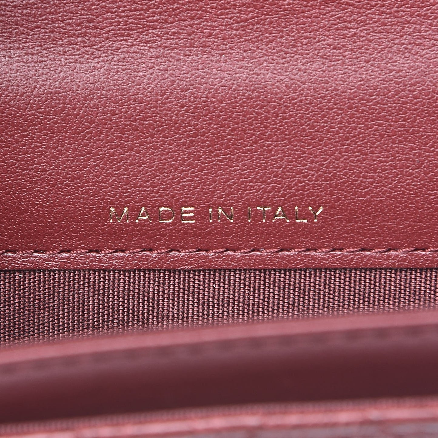 Calfskin Camellia Embossed Quilted Card Holder Burgundy