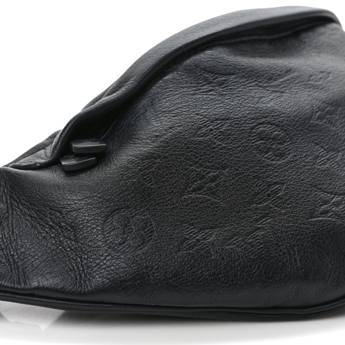 Calfskin Monogram Shadow Discovery Bumbag Black